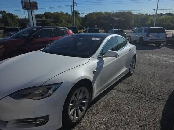 TESLA MODEL S 2018 5YJSA1E2XJF246319 image